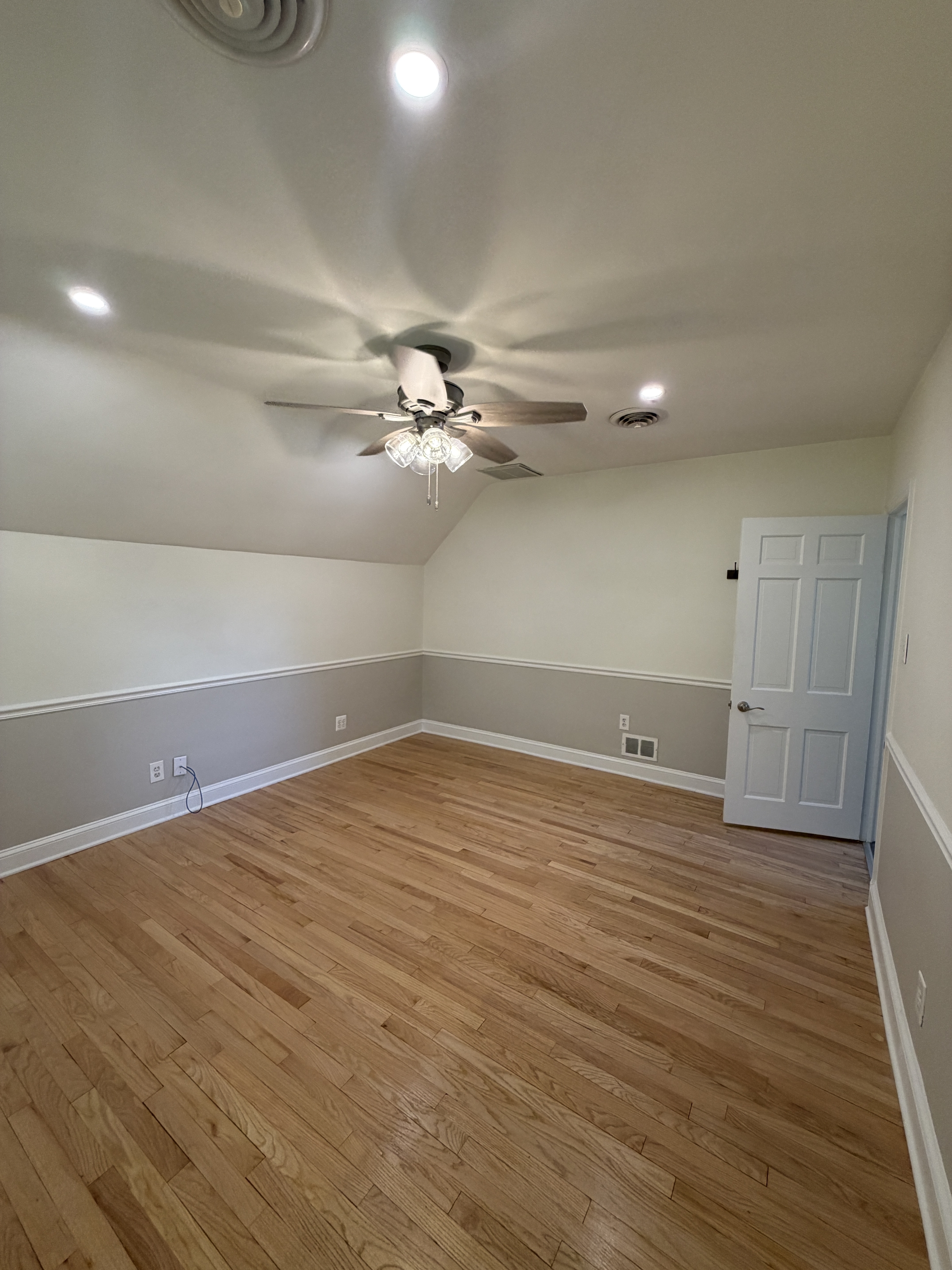 8 East Seminary Avenue - 2nd East